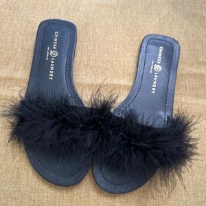 NWOT‎ Chinese Laundry Los Angeles women's sandals black fluffy hair size 7.5
